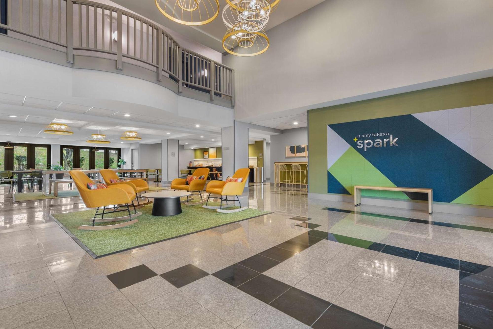 Spark By Hilton Winchester Exterior photo